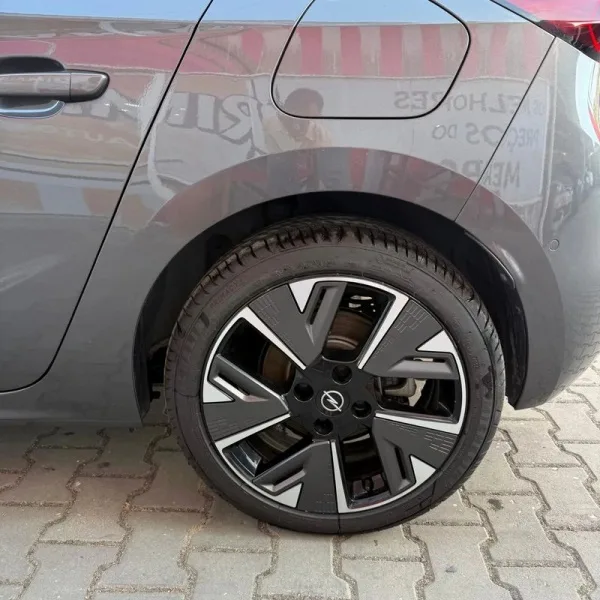 Opel Corsa-e, fotografia 3