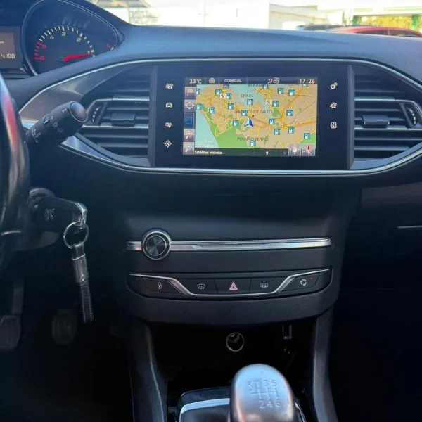 Peugeot 308 1.6 e-HDi Active J17, fotografia 10