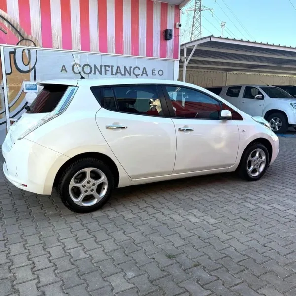 Nissan Leaf Acenta Flex 30 kWh, fotografia 2