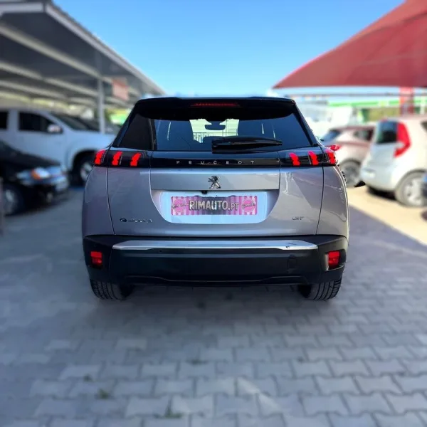 Peugeot e-2008 50 kWh GT Line, fotografia 5