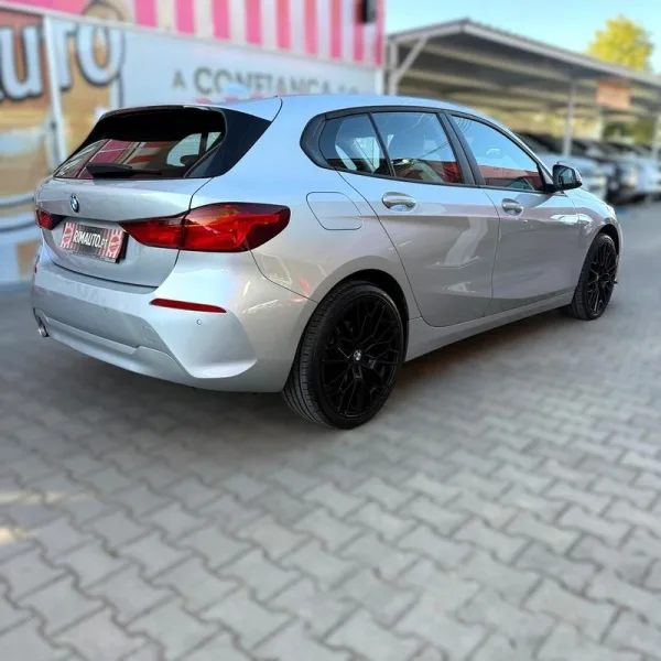 BMW 116, fotografia 9