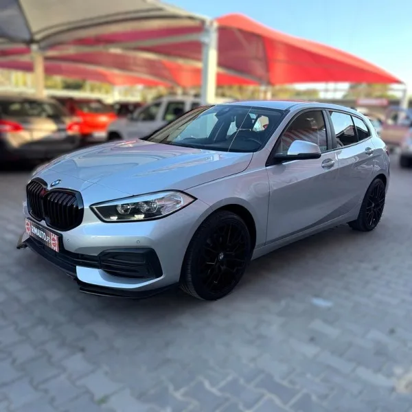 BMW 116, fotografia 17