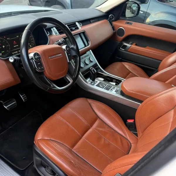 Land Rover Range Rover Sport 3.0 SDV6 HEV Autobiography, fotografia 10